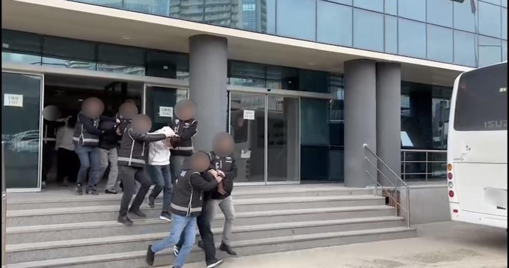 Baskınla ele geçirildiler 1 Bülten Medya -