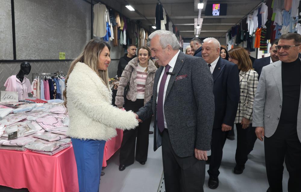 Bir yenisi daha açıldı… Nilüfer’de uygun alışveriş dönemi büyüyor 2 Bülten Medya -