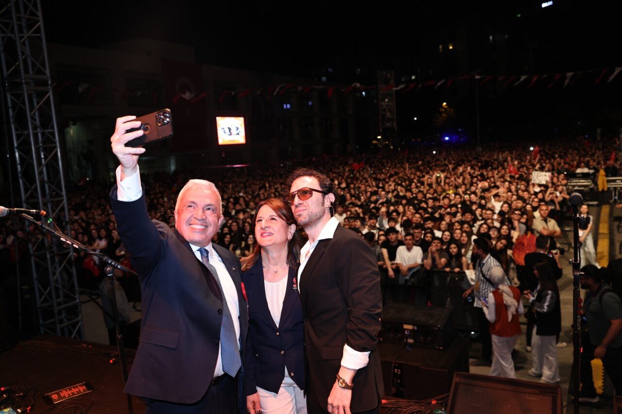 Nilüfer’de binler Cumhuriyet için yürüdü 2 Bülten Medya -