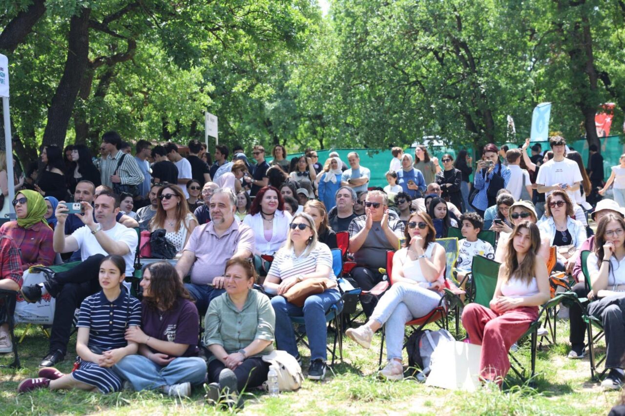 O Anlar Gençlik Festivaline Döndü! 1 Bülten Medya -