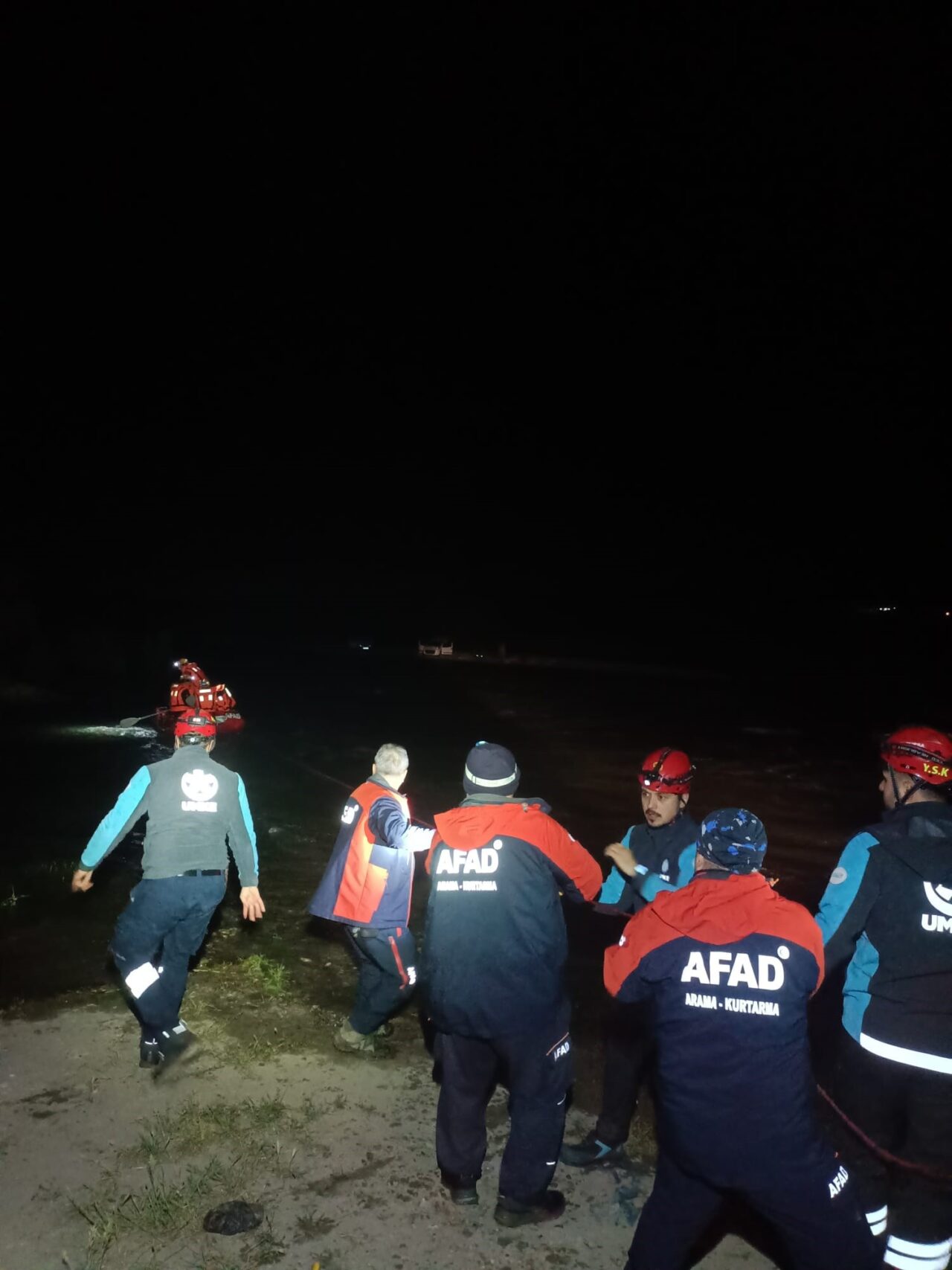 Bursa’da dere yatağında mahsur kaldılar 2 Bülten Medya -