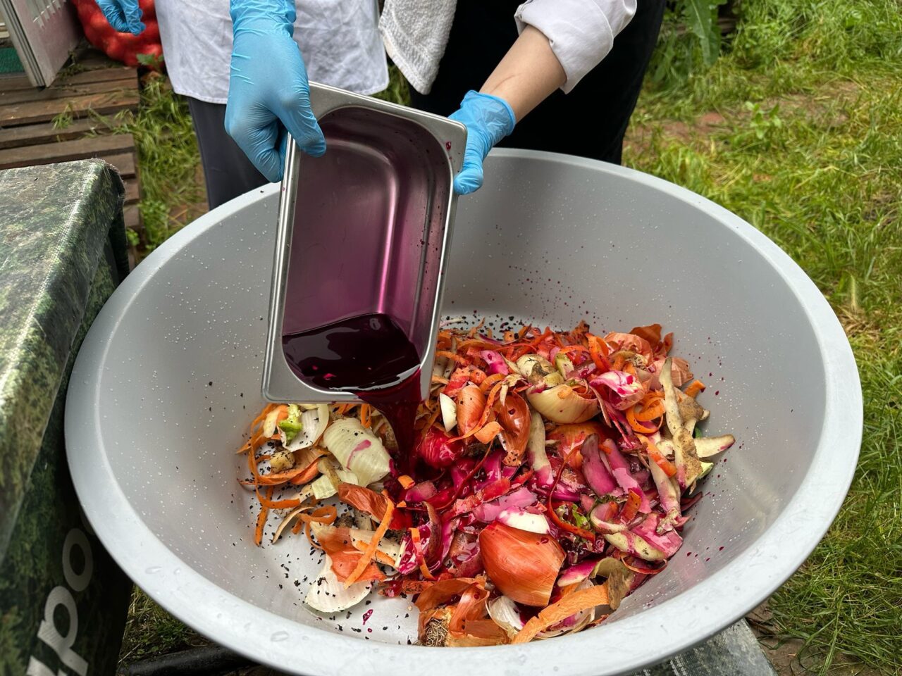 Öğrenciler turşu suyundan gübre üretti! 2 Bülten Medya -