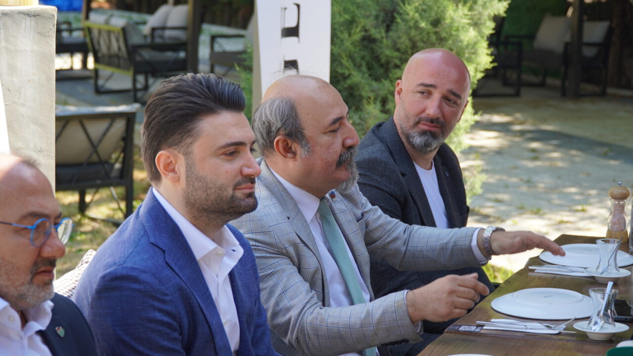 Bursaspor’da transfer bombası! 2 Bülten Medya -