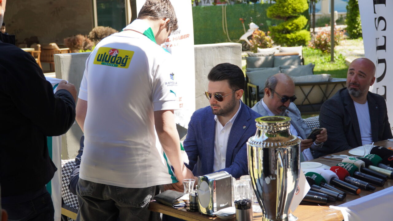 Bursaspor’da transfer bombası! 1 Bülten Medya -