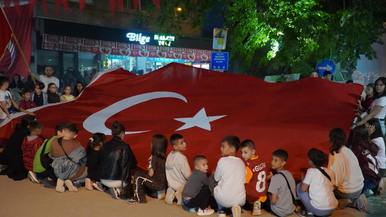 Yıllardır süren gelenek yine renkli görüntülere sahne oldu! 3 Bülten Medya -