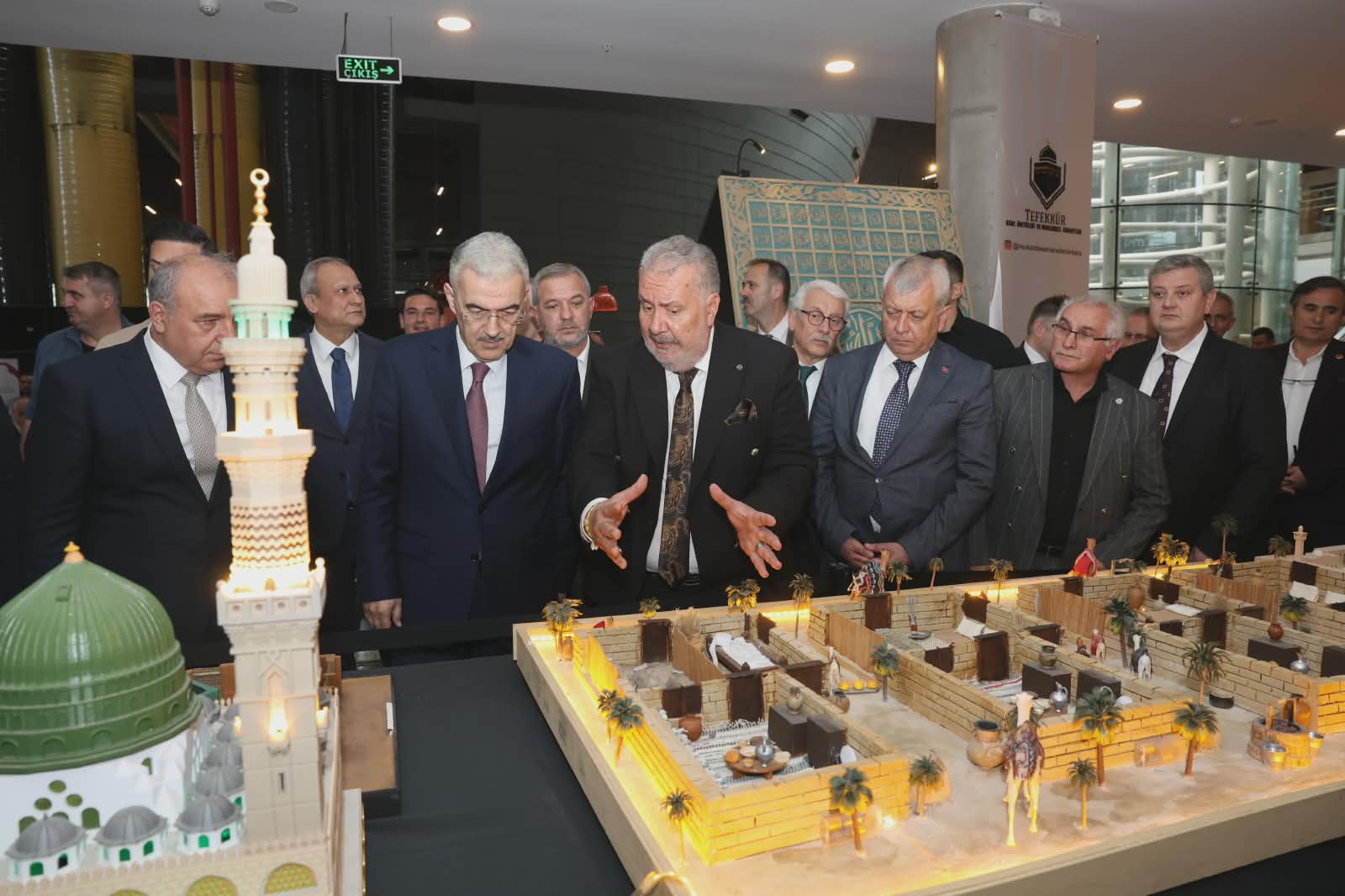 Yüzyıllardır korunan emanetler Bursa’da! 1 Bülten Medya -