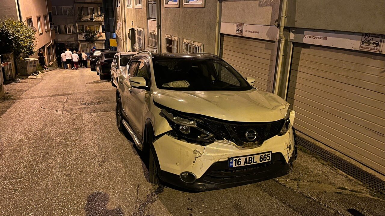 Alkollü sürücü mahalleyi sokağa döktü 1 Bülten Medya -