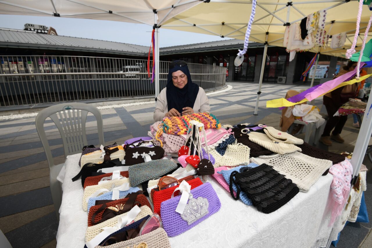 Osmangazi Meydanı’nda renkli görüntüler 2 Bülten Medya -