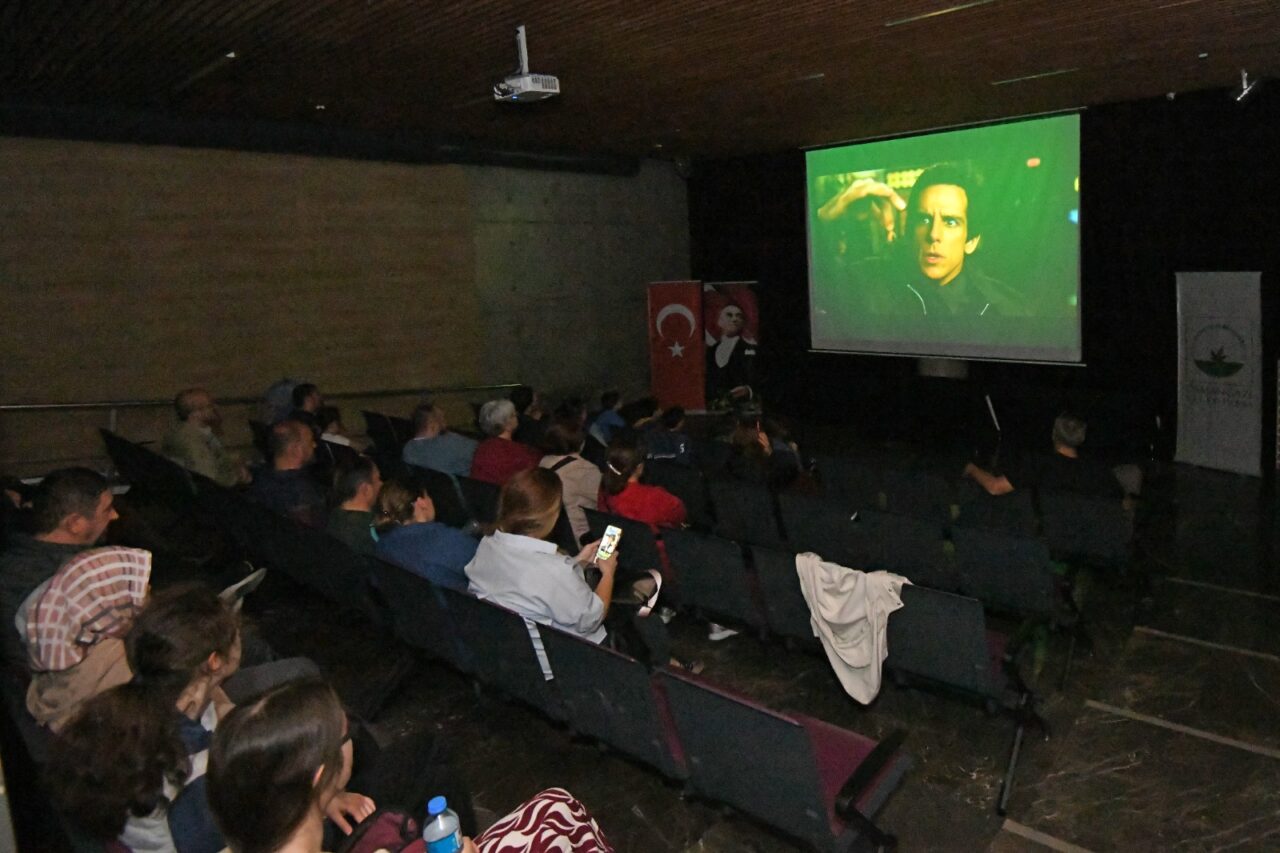 Müzede sinema keyfi 1 Bülten Medya -